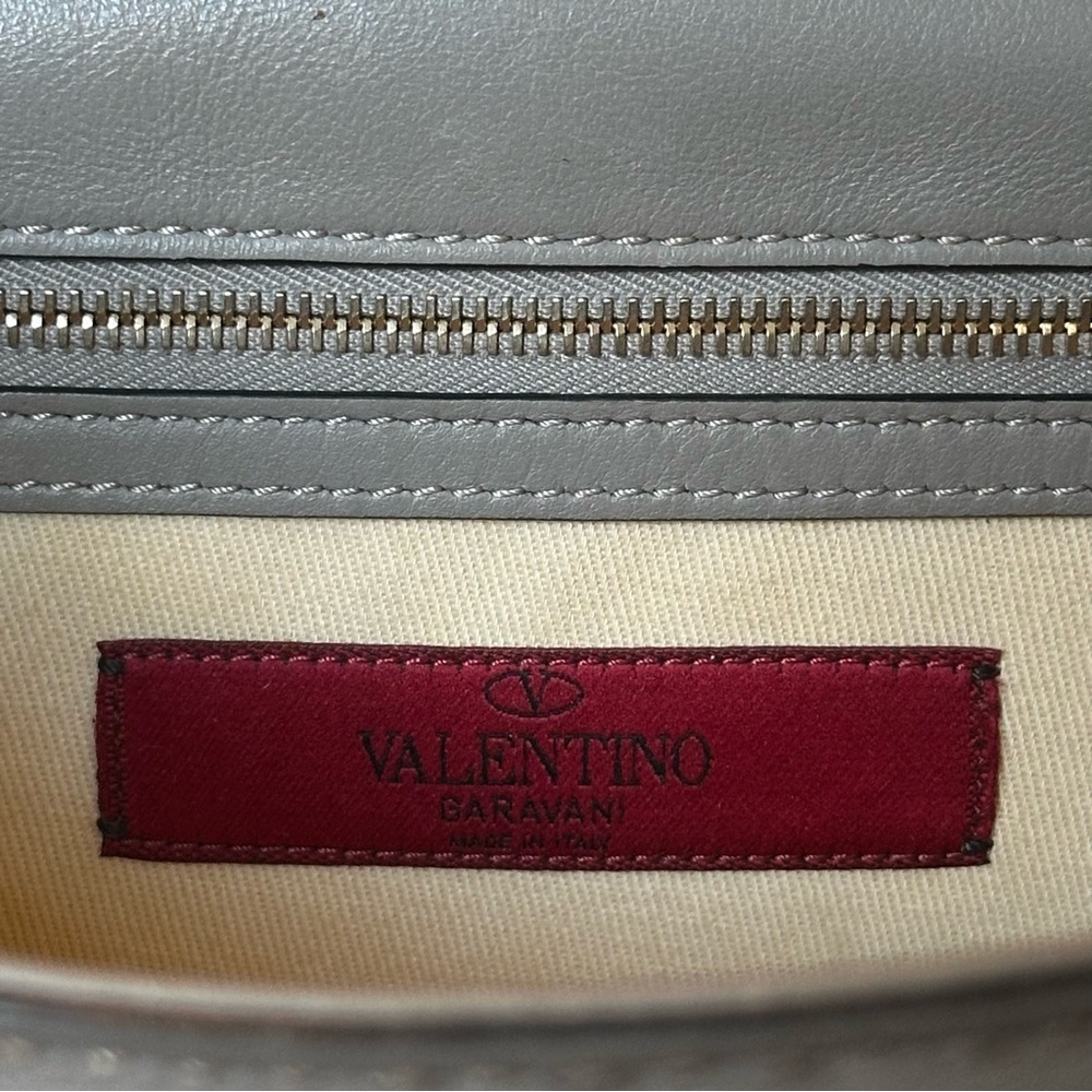 Valentino Garavani Glam Lock Rockstud Bag - Picture 9 of 11